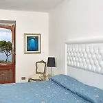 Scalinatella Hotel