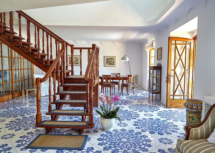 Szálloda Scalinatella 5*